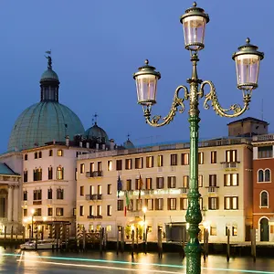 4* Otel Carlton On The Grand Canal